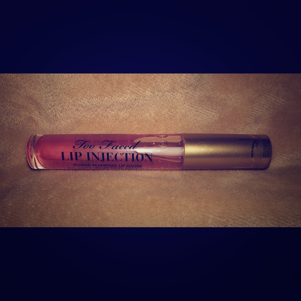 New Too Faced Lip Injection Lip Plumper Gloss